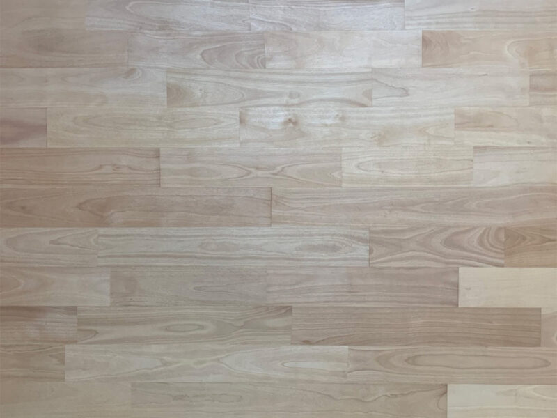 施工完了後のシルバーチェリー無垢フローリングを真上から撮影