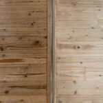 研磨前と研磨後の床を比較した写真