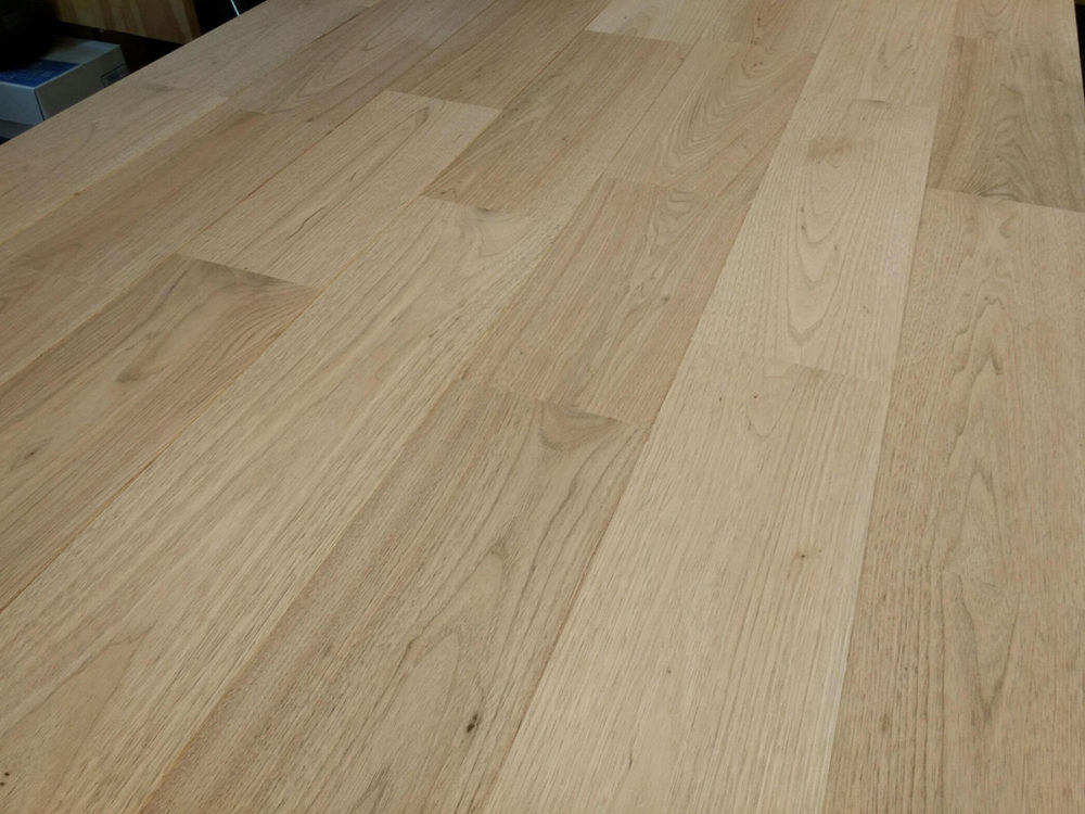 ルバーウォルナット無垢フローリング｜独特の色合いと重厚感を持つ希少材