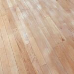 研磨で明るくなったバーチフローリング