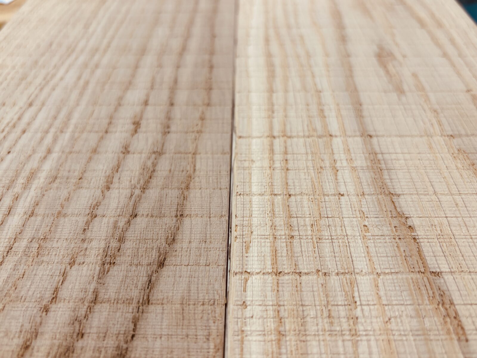 ノコ目加工で立体感が際立つオークフローリング