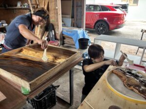 レジテーブル制作体験ワークショップ 奈良県御所市 目止めの様子