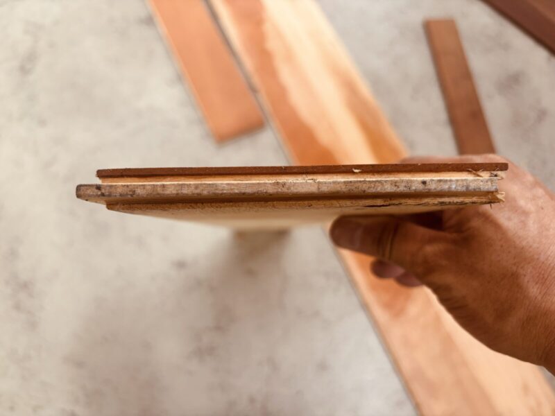 アメリカンブラックチェリー三層フローリングの断面構造