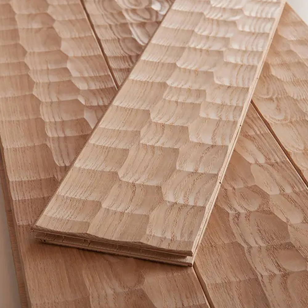 表面特殊加工「フィッシュスケール(FISH SCALE)」 アッシュ(タモ) 一枚もの 複合フローリング 15x120x1820mm|プレミアムグレード【無塗装/自然塗料】 1.53㎡(7枚)/箱