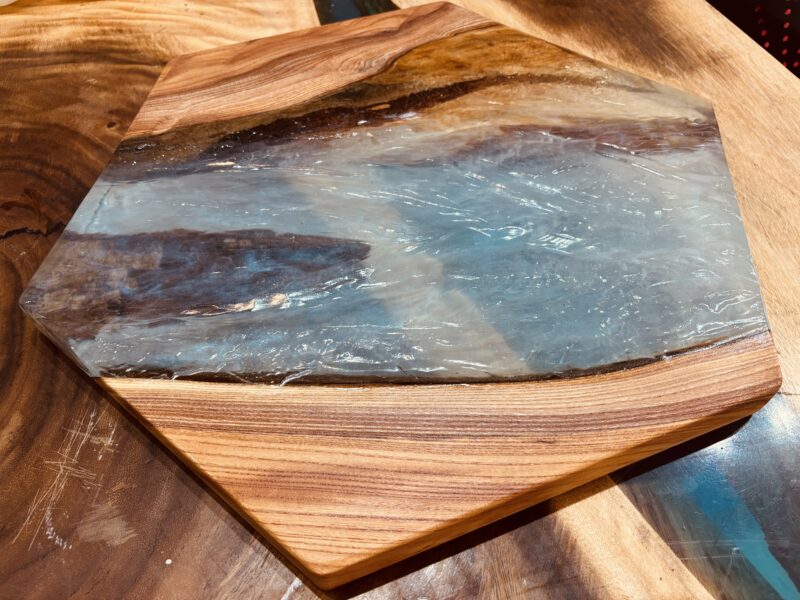 ケヤキ一枚板レジン看板 流水デザイン アートレジン装飾看板