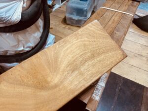 イタウバ 無垢ウッドデッキ材 未塗装 木肌 滑らか 表面仕上げ